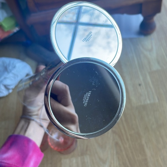 Vera Wang Champagne With Love Flutes - Picture 4 of 4